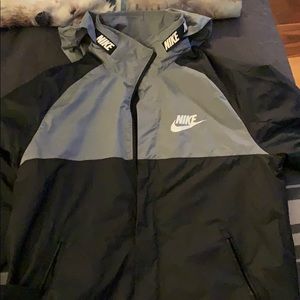 Nike windbreaker
